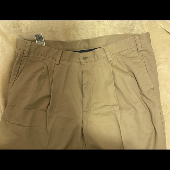 Dockers size 46 x 30 men’s casual pants - Picture 3 of 5